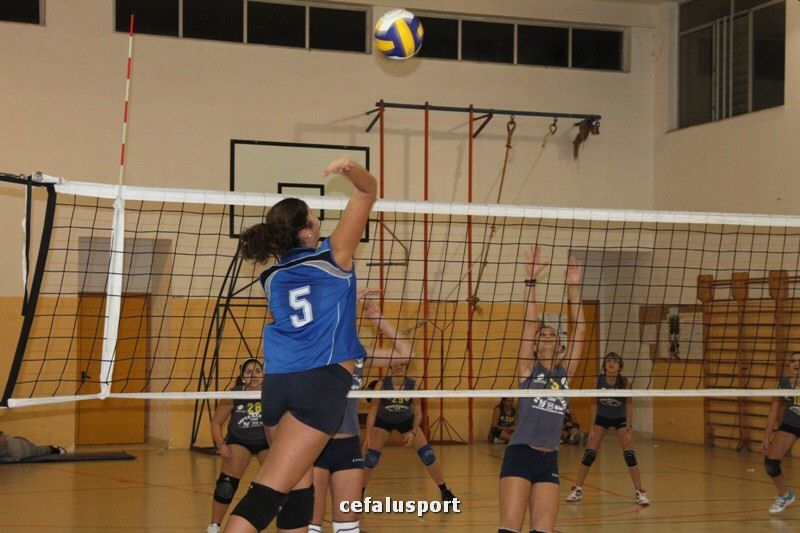 111116 volley 107y_tn.jpg